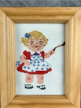 Vintage Framed Cross Stitch‎ Crewel Campbells Soup Girl Wooden 7x9 Frame